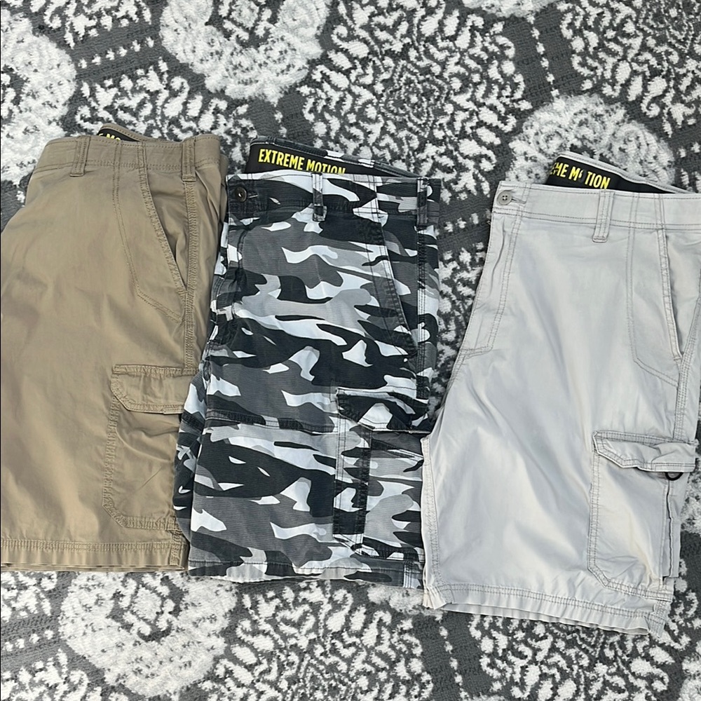 Men's Cargo Shorts - Tan, Camouflage, Stone ( light tan)-EUC
